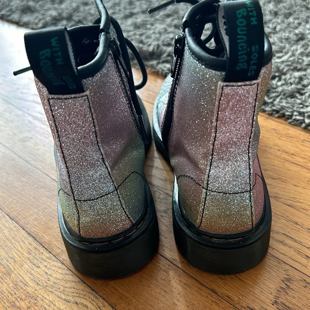 Dr Doc Martens Pascal Rainbow Multicolor Glitter Combat Lace Up Boots Size 3
